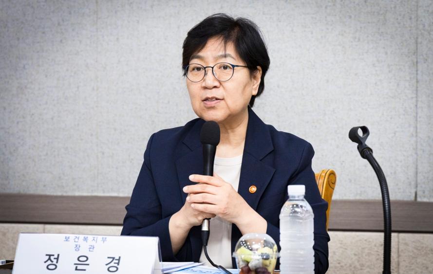 Patient Groups Slam South Korea’s Youth Hair Loss Coverage as Populism